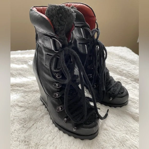 Black Luxury Rebel Wedge Booties - Picture 11 of 15